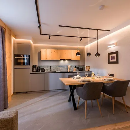 Appartementhaus Bambi Apartman *