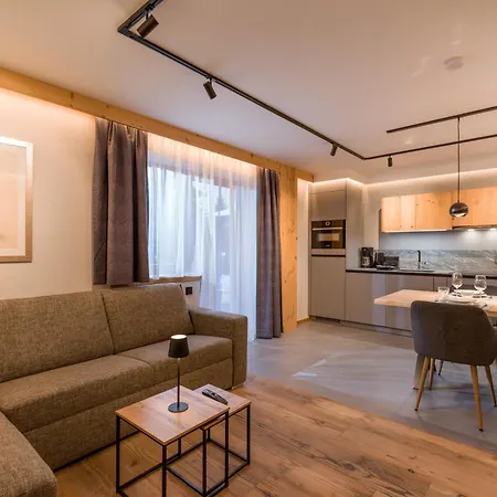 Appartementhaus Bambi Apartman *